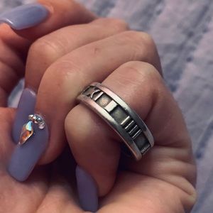 Vintage Tiffany & Co Atlas ring